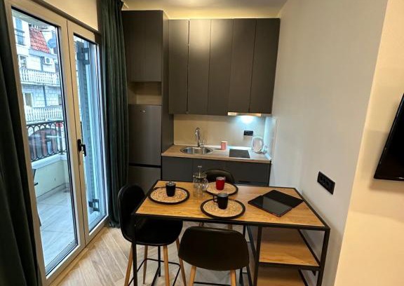 Maini Apartamento | Saly Apart