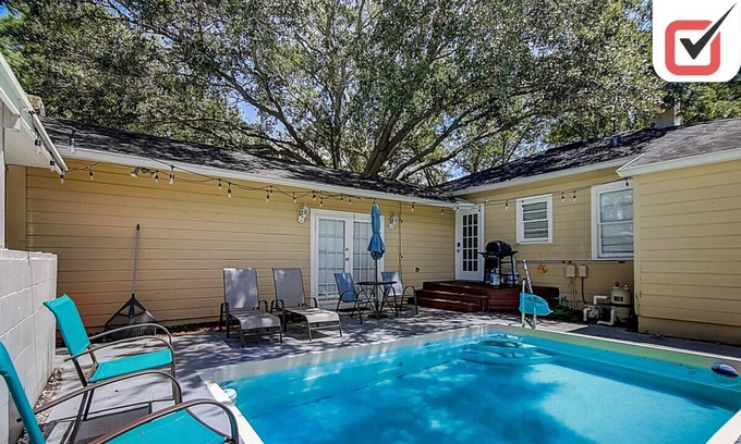 Palma Ceia Casa | Sam's Floridian Lifestyle | Sleeps 11 | Pool | Pet Friendly | Near Boardwalk