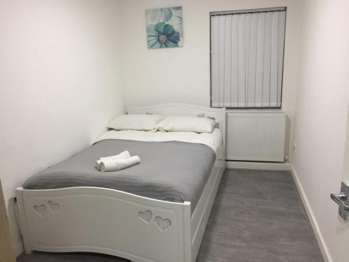 Rusholme Casa | Sama's Stylish Hotel Room 4