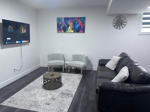 Northeast Edmonton Apartamento | Sammy Place