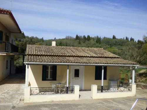 Parelioi Apartamento | Samoilis cottage
