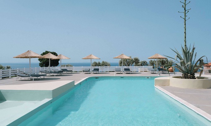 Ormos Koumeikon Apartamento | Samos Seaside Nest – Mandilada, Shared Pool
