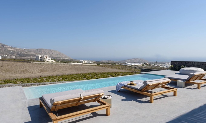 Santorini Villa | Samsara - Santorini Luxury Retreat