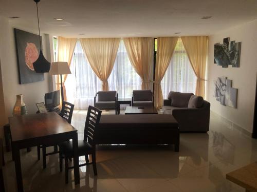 Balok Apartamento | Samsuria Beach Apartment Resort