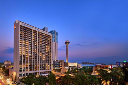 Downtown San Antonio Hotel | San Antonio Marriott Riverwalk