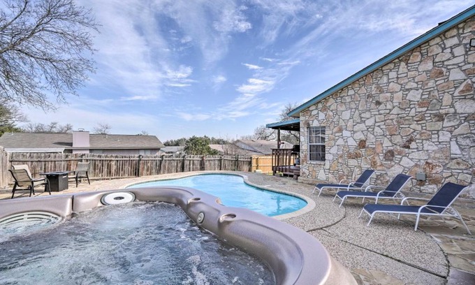 Heritage Casa | San Antonio Retreat with Pool, Close to SeaWorld!