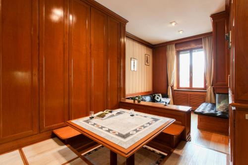 San Babila Apartamento | San Babila apartment