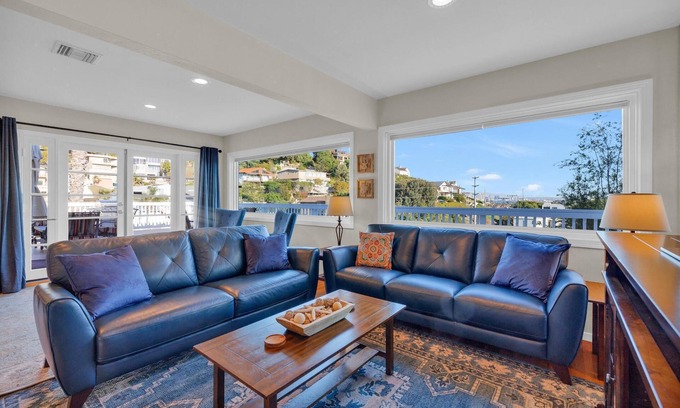 Loma Portal Casa | San Diego 2BD with Downtown Views, Deck & BBQ!