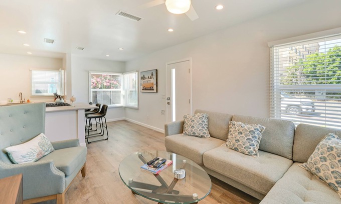 Roseville - Fleet Ridge Cabaña | San Diego Cottage w/ Private Patio: 2 Mi to Beach!