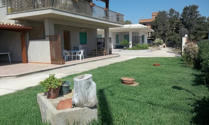 San Lorenzo Apartamento | Apartamento en San Lorenzo en villa a 100 metros del mar - aire acondicionado