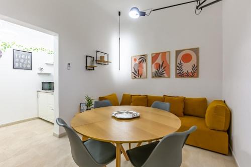 San Lorenzo Apartamento | San Lorenzo Central Roomy Apartment