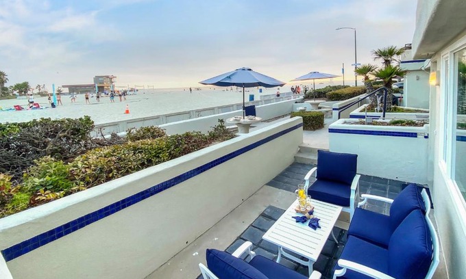 South Mission Beach Hotel | San Luis Rey Estate