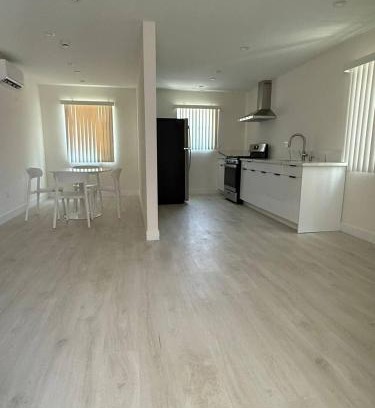 Koreatown Casa | San Marino guest house
