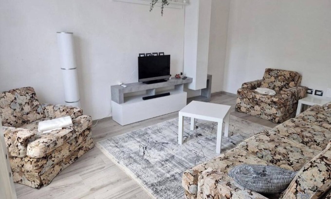 Montopoli in Val d'Arno Casa | San Miniato 2-Bed Villa, Sleeps 6 with Parking