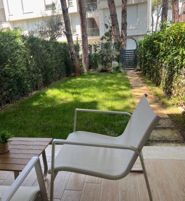 Ishem Apartamento | San Pietro Garden Oasis