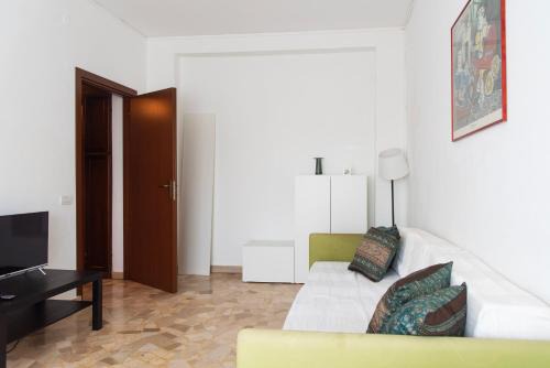 San Siro Apartamento | San Siro Stadium - Youhosty