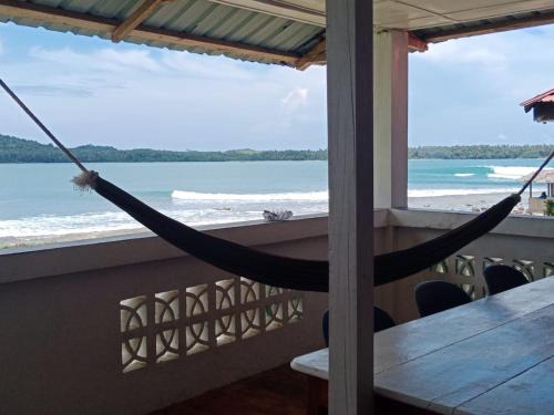 Nias Cama Y Desayuno | Sanali surf stay