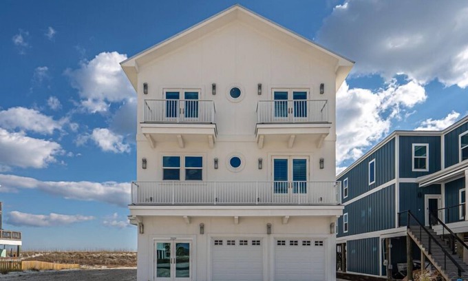 Navarre Beach Casa | Sanctuary at Navarre Beach - 8 BR/8 BA Beach House w/pool.
