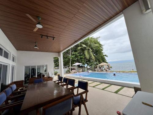 Merida Villa | Sand Castle Villa - Classic Beachfont Luxury