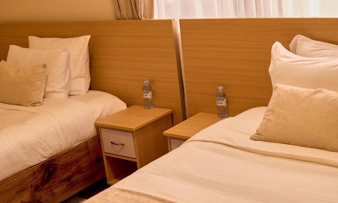 Lubowa Apartamento | Sand Grains Residences - 011