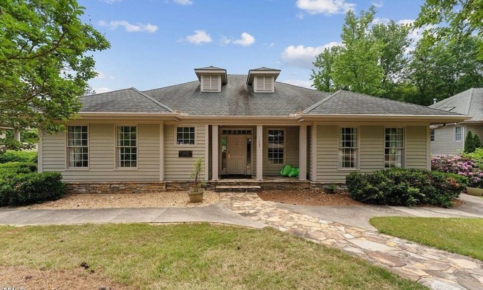 Chapel Hill Casa | Sand Hills Cottage at Governor's Club
