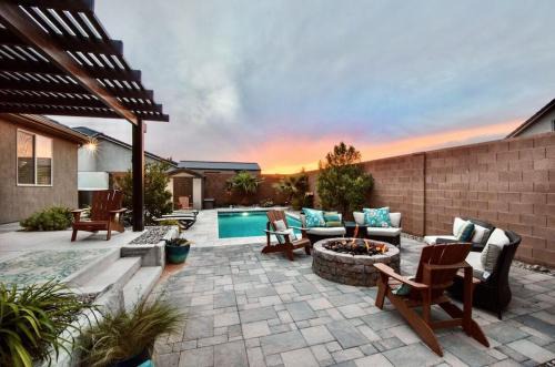 Hurricane Casa | Sand Hollow 3334 BBQ Grill, Private Splash Pad, Hot tub and Pool