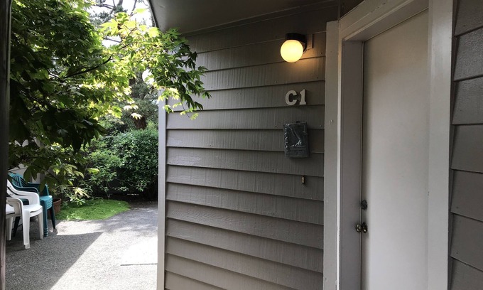 Tolovana Park Casa | Sandcastle condo C-1 - indoor pool - Cannon Beach Property Mgmt