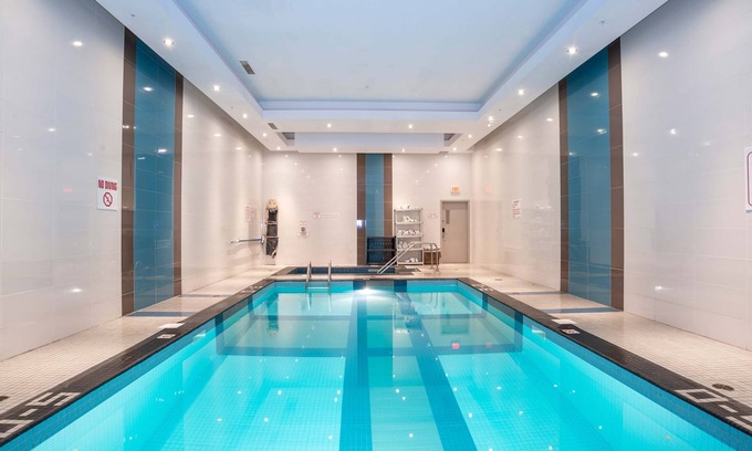Winnipeg Hotel | Sandman Hotel & Suites Winnipeg Airport