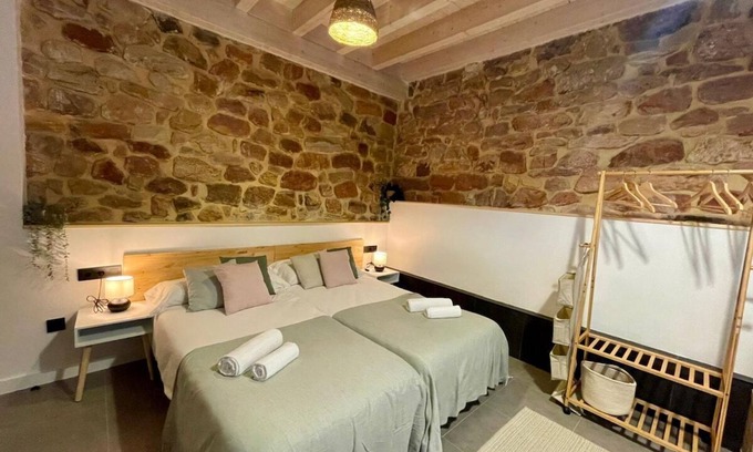 Villafufre Otro | Sandoñana Old Palace Lodge DC3