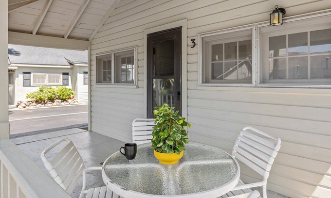 Traverse City Cabina | Sandpiper Cottage 3 S
