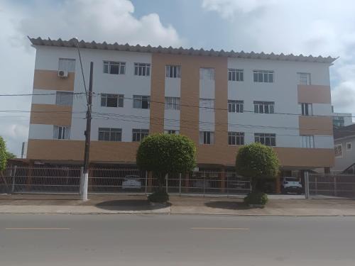 Canto do Forte Apartamento | Sandrady