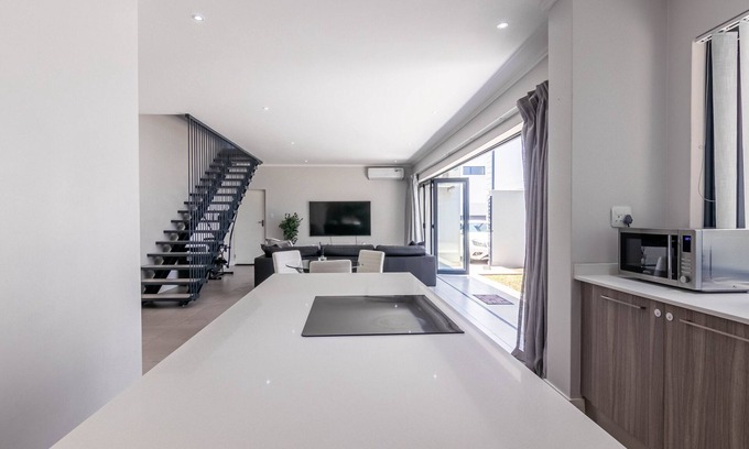Greater Johannesburg Metropolitan Area Apartamento | Sandton Smart Home 1