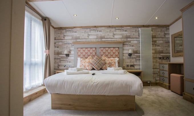 New Forest District Otro | Sandy Balls Holiday Village
