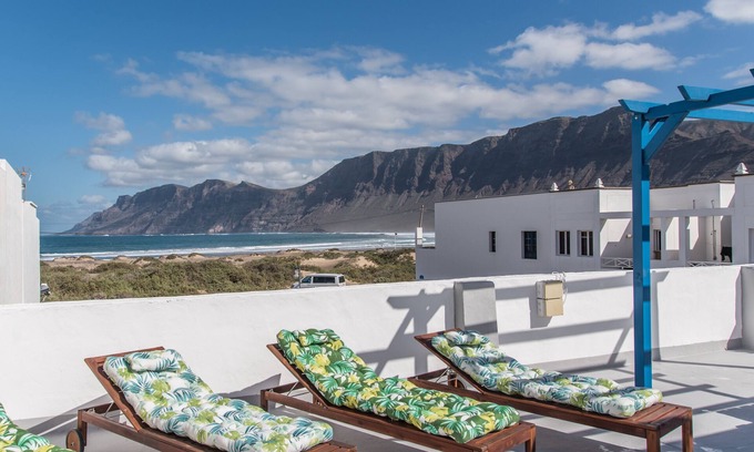 Caleta de Famara Apartamento | Casa Sandy Bay con azotea privada y vistas al mar