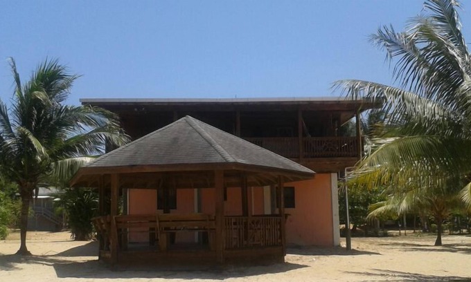 Sandy Bay Casa | Frente a la playa para románticos, buceadores y amantes de la naturaleza