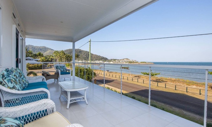 Nelly Bay Casa | Sandy Decks - Nelly Bay, QLD