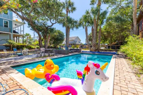 Folly Beach Casa | Sandy Paws Retreat
