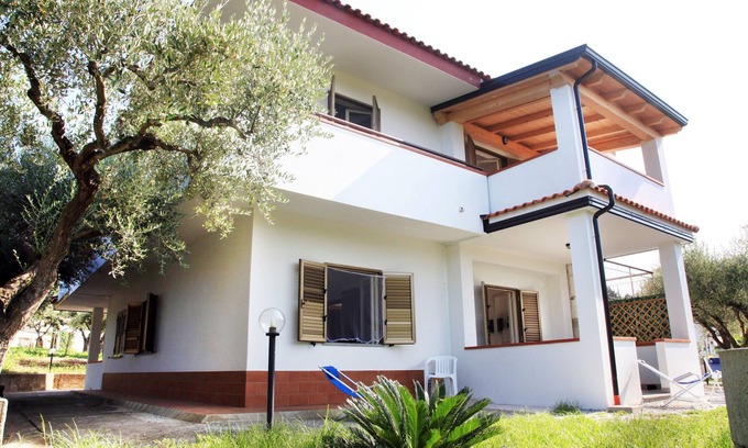 Santa Maria Apartamento | casas de vacaciones Sangeni - Apartamento n. 3, en la planta baja con terraza