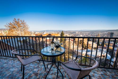 Vera Hotel | Sani Apart Hotel