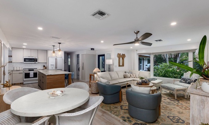 Sanibel Casa | Sanibel Getaway: Spacious House with Pool, Bikes & Island Charm