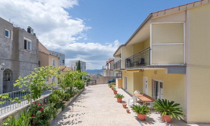 Mejasi Apartamento | Sans Souci Split