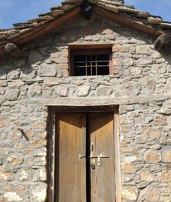 Bullawala Casa | Sanskrit Rural Stone Cottages