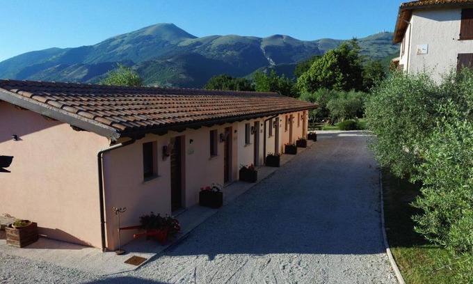 Fossato di Vico Casa | Santa Croce