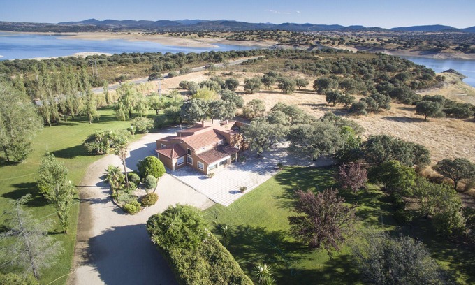Peraleda de la Mata Cabaña | Santa Cruz de Alarza, un lugar para disfrutar de la naturaleza