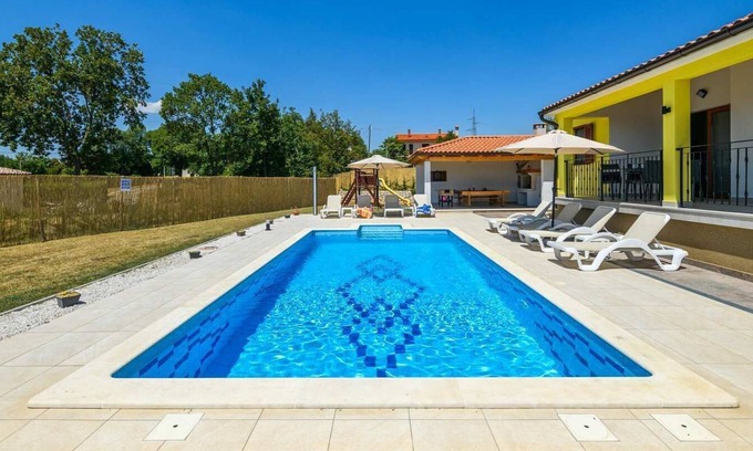 Nedescina Casa | Santa Domenica with pool, near Labin