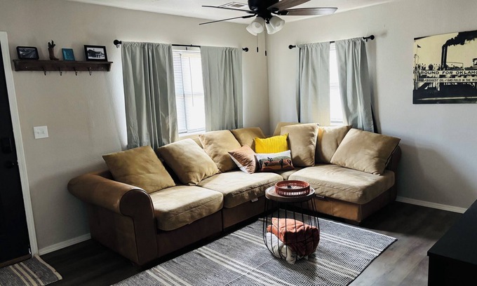 Cushing Casa | Santa Fe Depot- 3-bedroom house near downtown Cushing