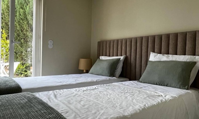 Casal da Ladeira Apartamento | Santa Joana Pool View