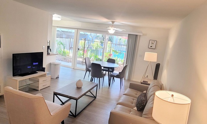 Sawtelle Apartamento | StaysPro - Executive Santa Monica Suites