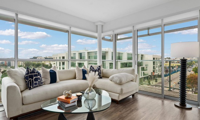Sunset Park Apartamento | Santa Monica Penthouse With Panoramic Ocean Views
