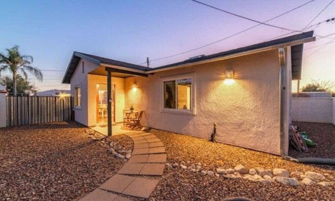 Campus Farm Casa | Santa Rita GH (Mike Morgan)